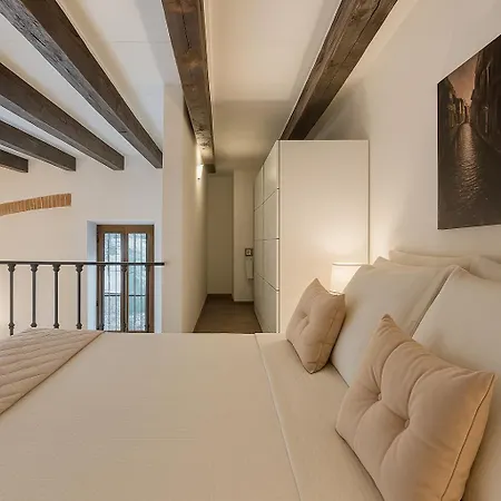 Chich And Modern Mini-loft Navigli アパート ミラノ