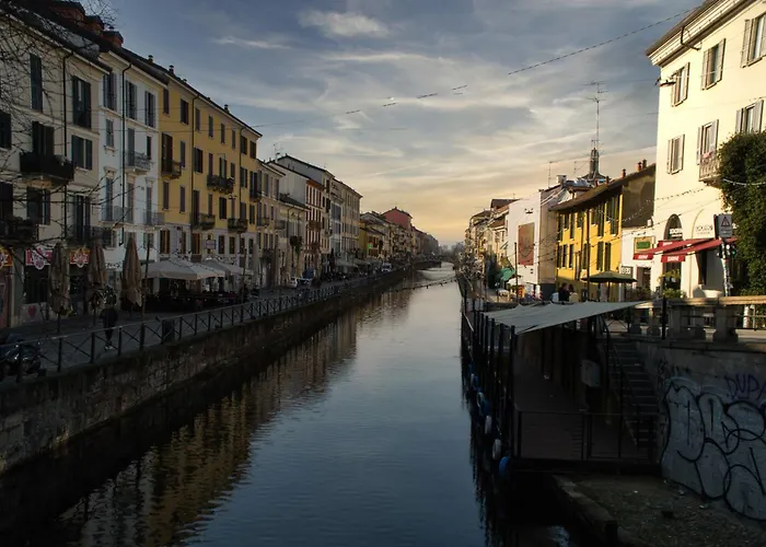 Chich And Modern Mini-loft Navigli * Milán
